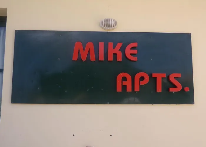 Mikes Apts *